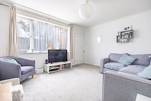 Lounge- click for photo gallery